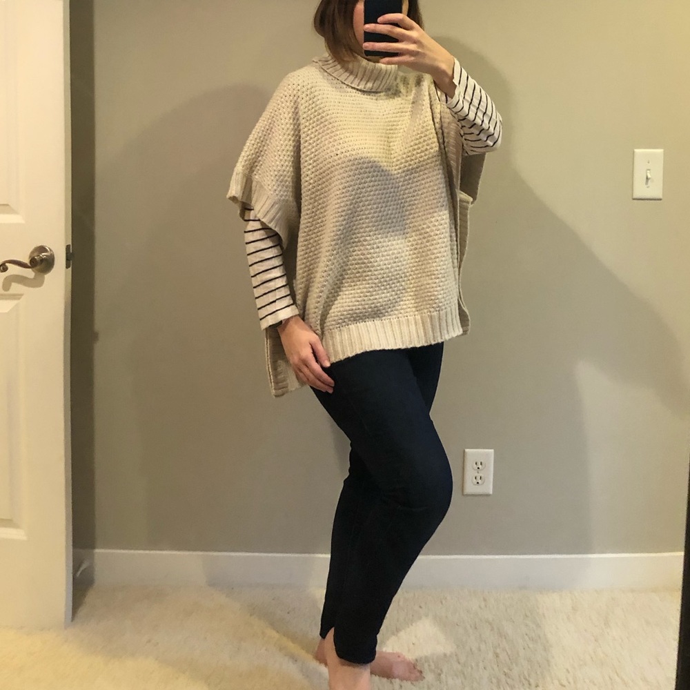 Poncho sweater